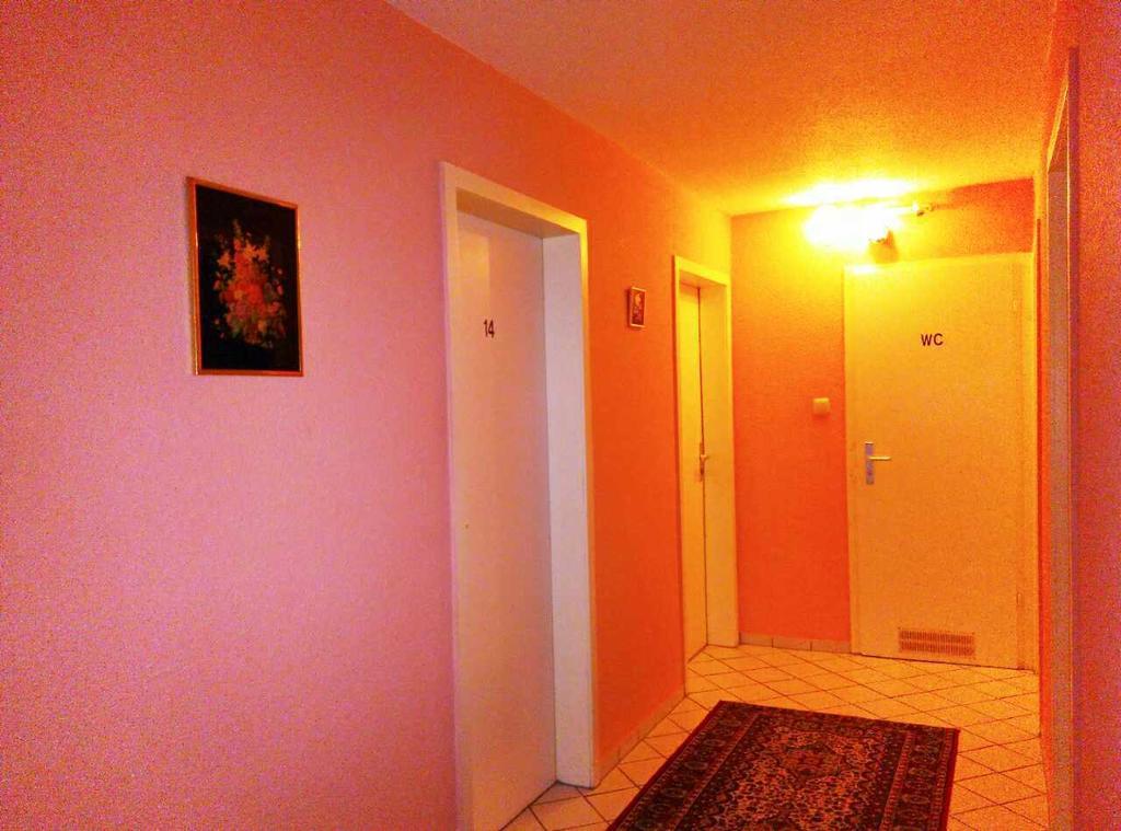 Hotel Yans Обергаузен Номер фото